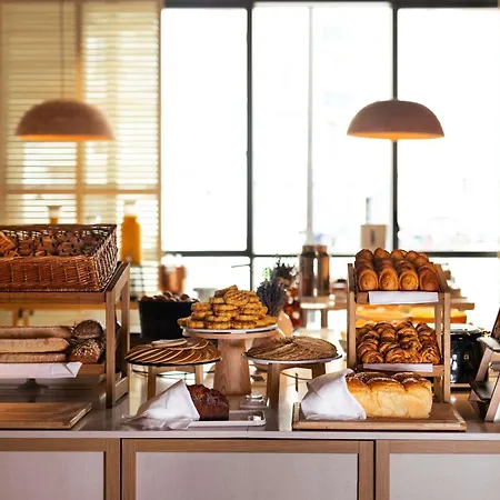 Novotel Porte Versailles Hotel