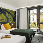 Novotel Porte Versailles 호텔 파리