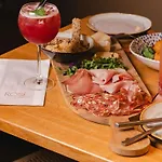 호텔 Novotel Porte Versailles 4*
