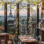 Novotel Porte Versailles 4*