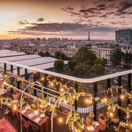 Novotel Porte Versailles 4*