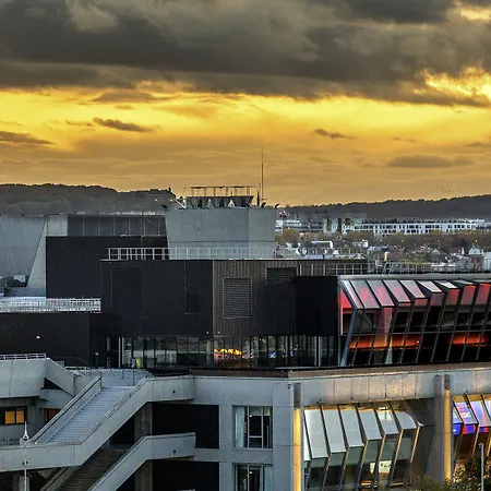 Novotel Porte Versailles Отель