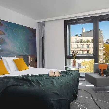 Novotel Porte Versailles 4*