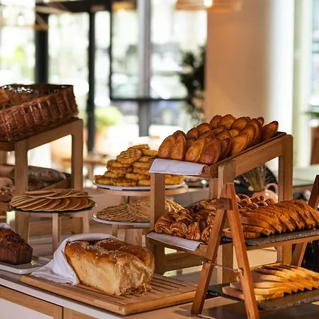 Novotel Porte Versailles 4* باريس