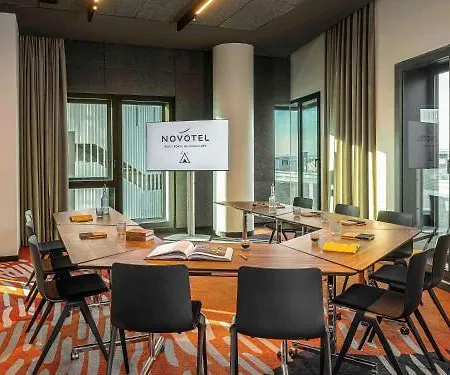 Novotel Porte Versailles Hotel