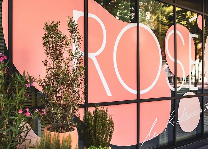 Szálloda Novotel Porte Versailles Párizs