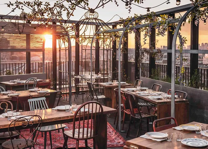 Szálloda Novotel Porte Versailles Párizs