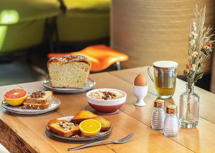 Novotel Porte Versailles Hotel 4*