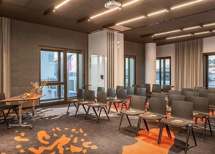 Hotel Novotel Porte Versailles
