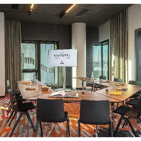 Hotel Novotel Porte Versailles Parigi